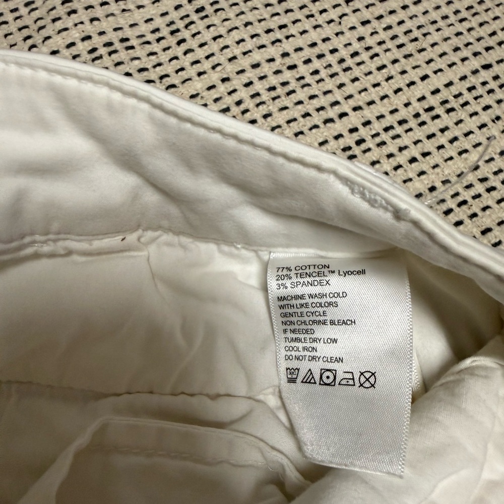 2 Tommy Bahama Woman’s White and Khaki Cotton Crop Ankle Pants - Picture 12 of 13